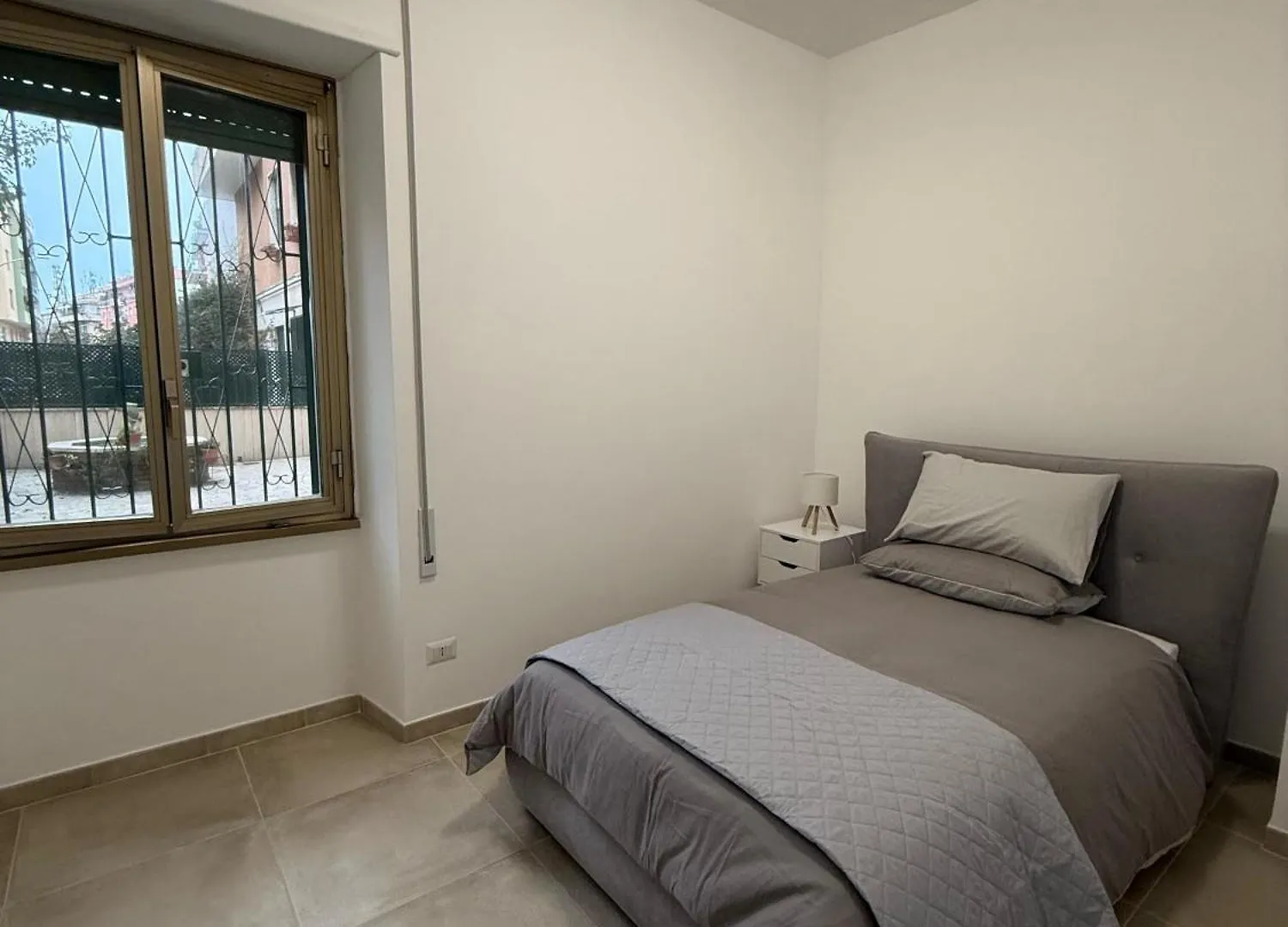 Luna Apartments - Roma Italy